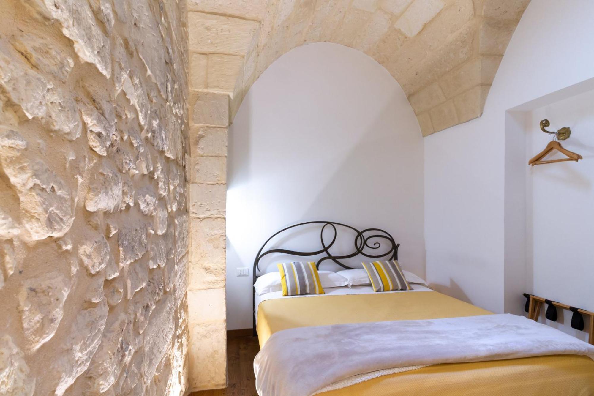 Le Nicchie luxury rooms Lecce Chambre photo